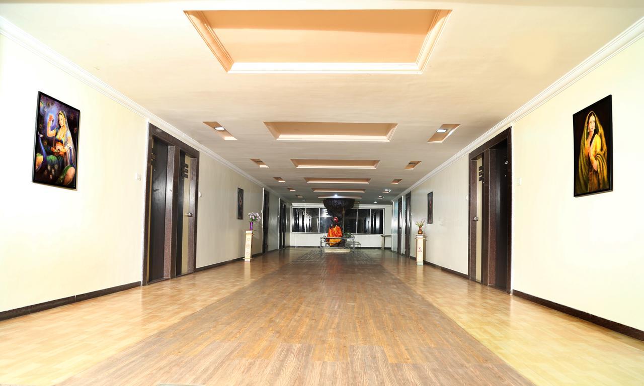 Hotel Maratha Palace,Satara Exterior foto